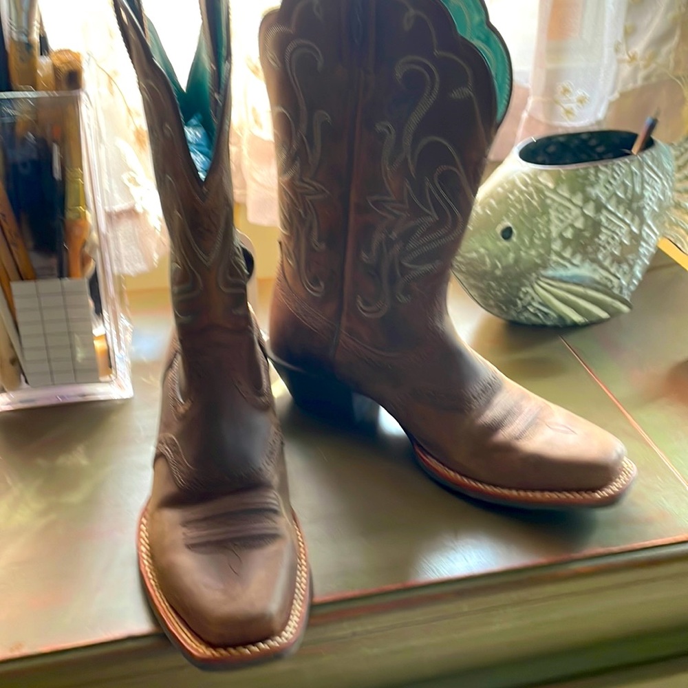 Boots worn once